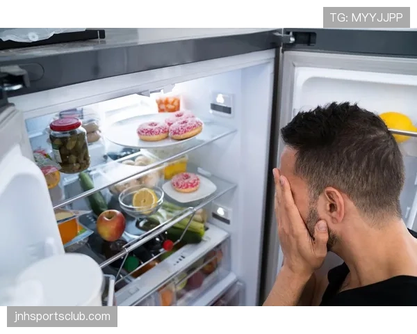 孙兴慜家冰箱里塞满泡菜,训练完回家第一件事是给老爸做饭 孙兴慜家冰箱里塞满泡菜,训练完回家第一件事是给老爸做饭