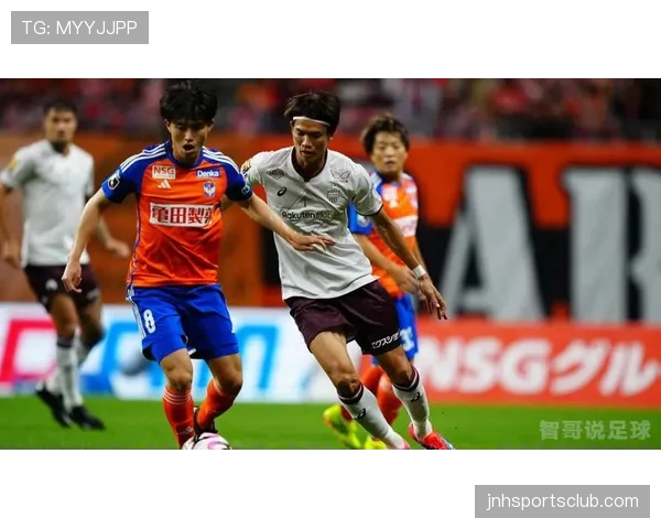 鹿岛鹿角近期联赛表现稳定，中前场配合日趋默契